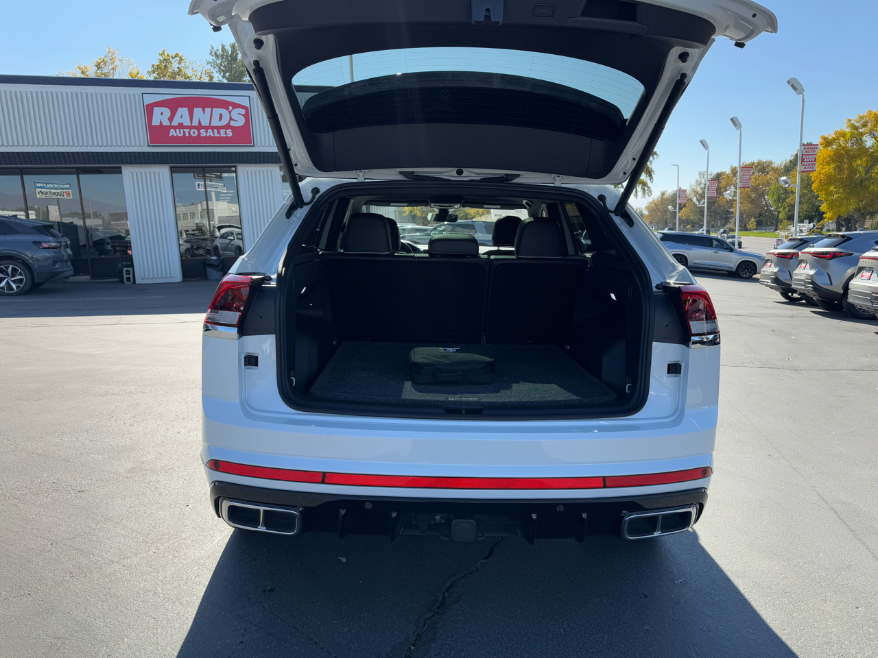 Volkswagen Atlas Cross Sport SEL Premium R-Line 4MOTION 2024