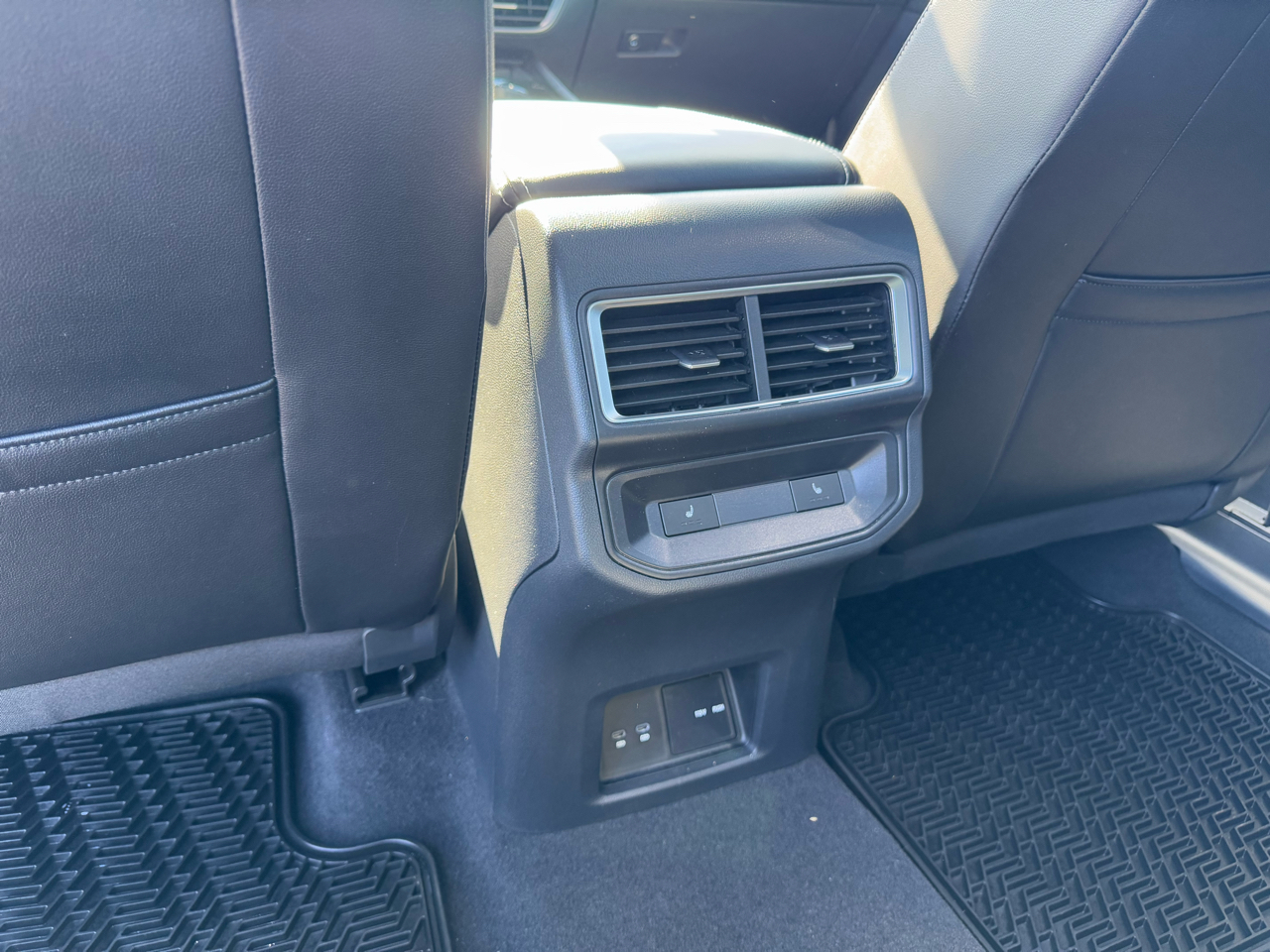 Volkswagen Atlas Cross Sport SEL Premium R-Line 4MOTION 2024