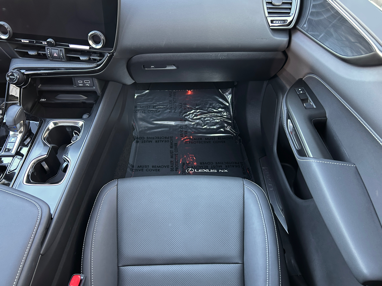 Lexus NX 350h Premium 2022