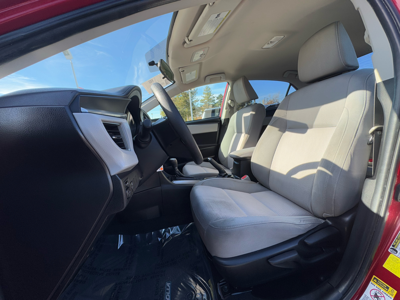 Toyota Corolla LE 2015