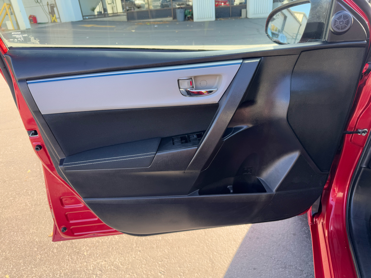 Toyota Corolla LE 2015