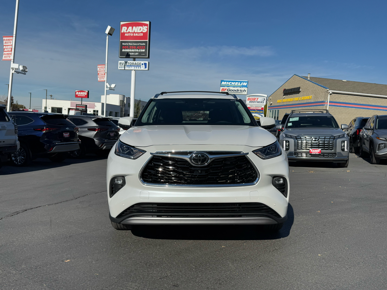 Toyota Highlander Platinum AWD (Natl) 2024