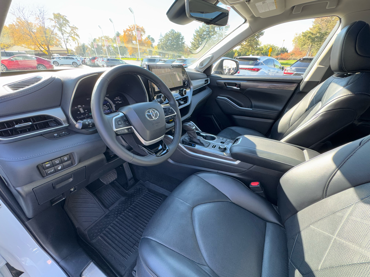 Toyota Highlander Platinum AWD (Natl) 2024