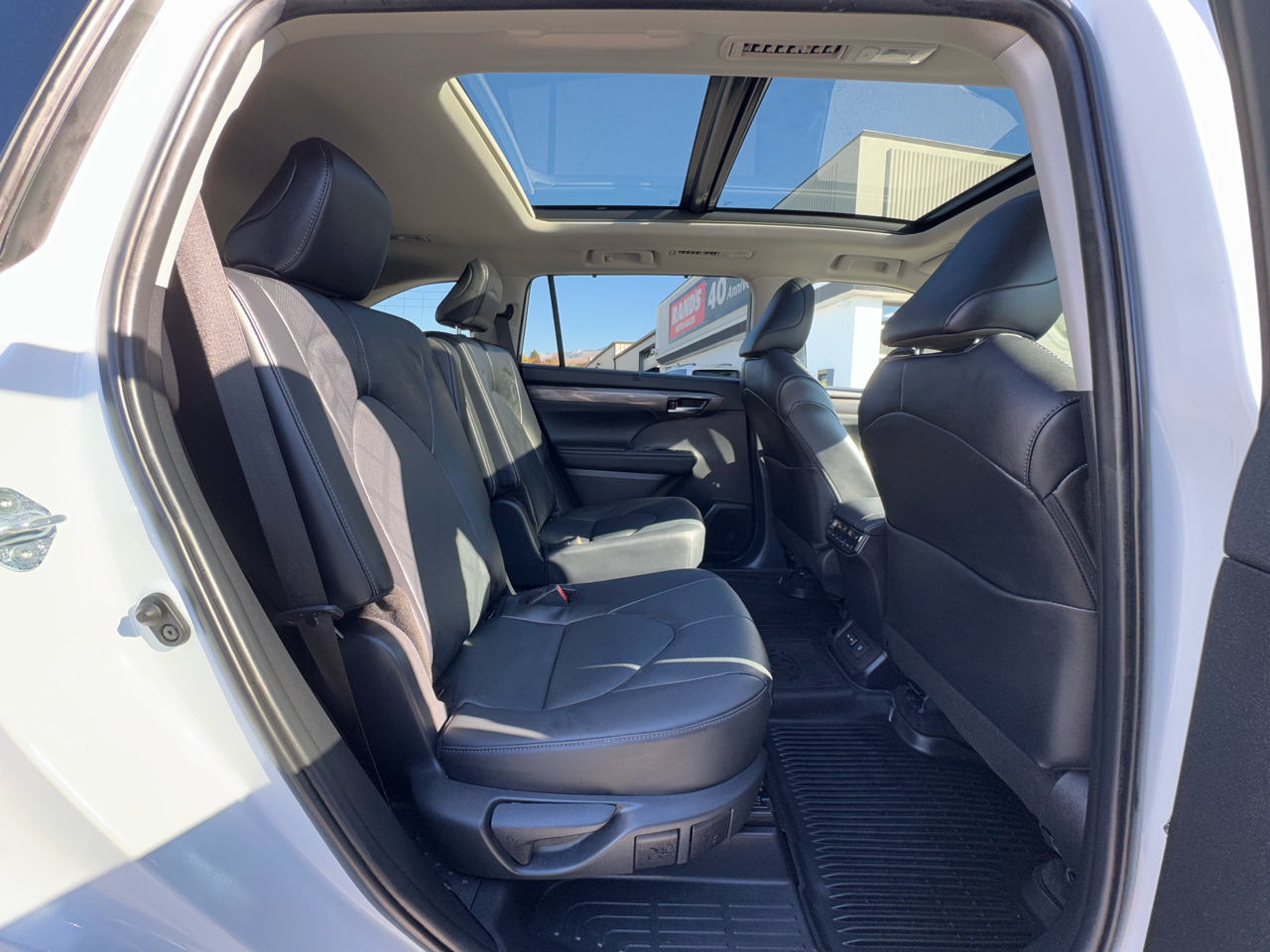 Toyota Highlander Platinum AWD (Natl) 2024