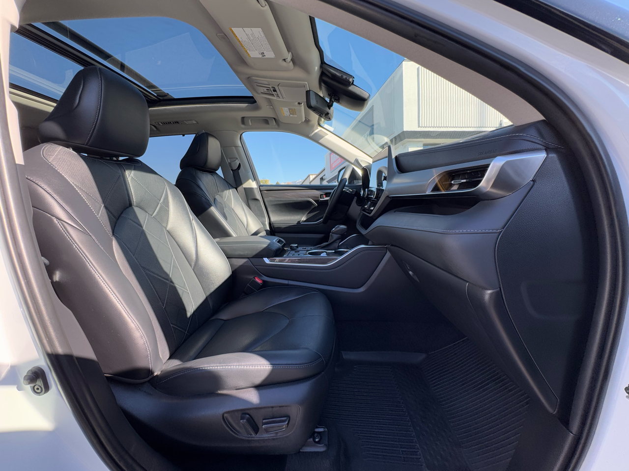 Toyota Highlander Platinum AWD (Natl) 2024