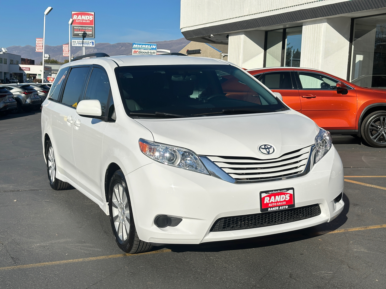 Toyota Sienna LE AWD 7-Passenger V6 2015