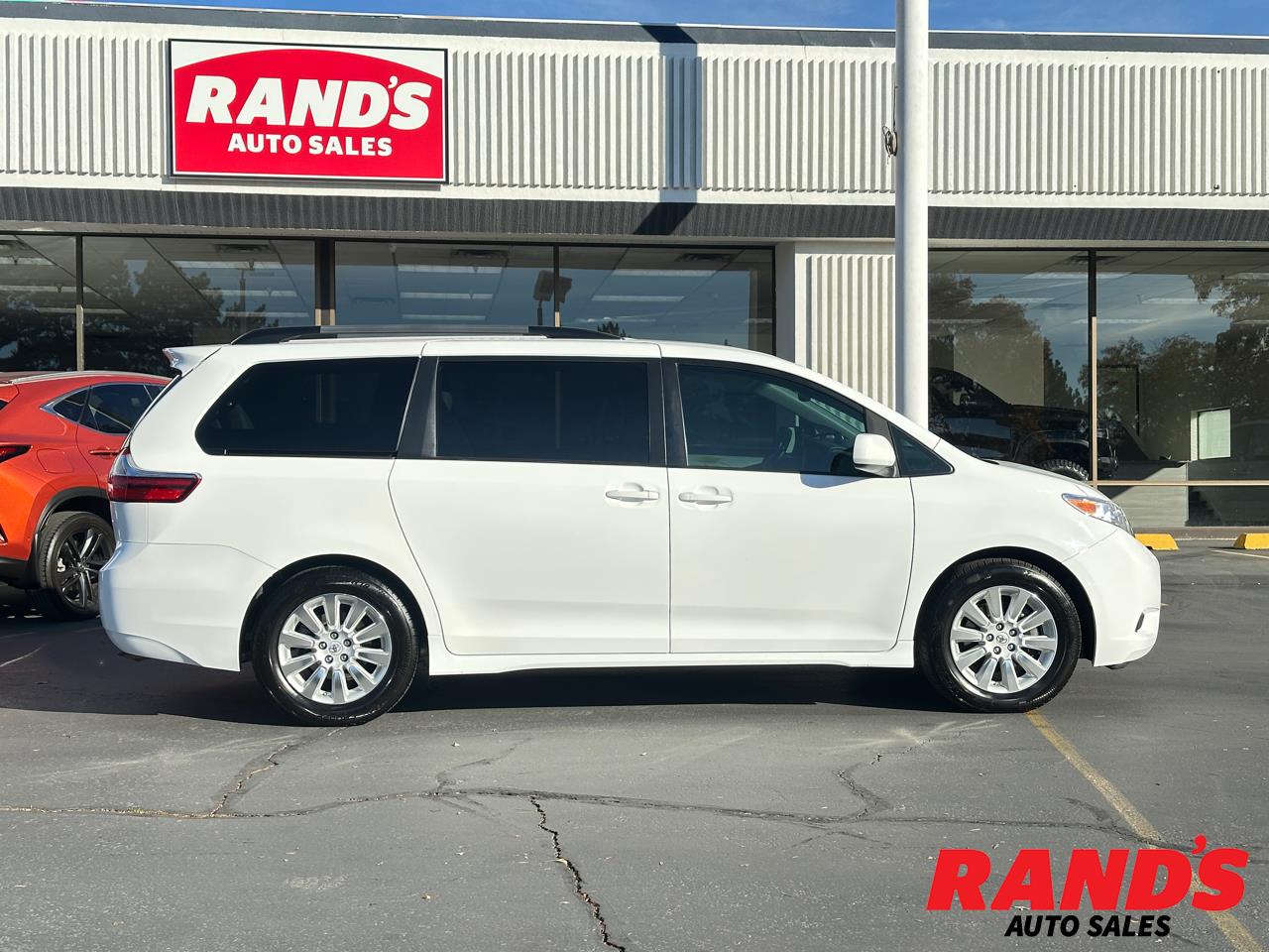 2015 Toyota Sienna LE AWD 7-Passenger V6