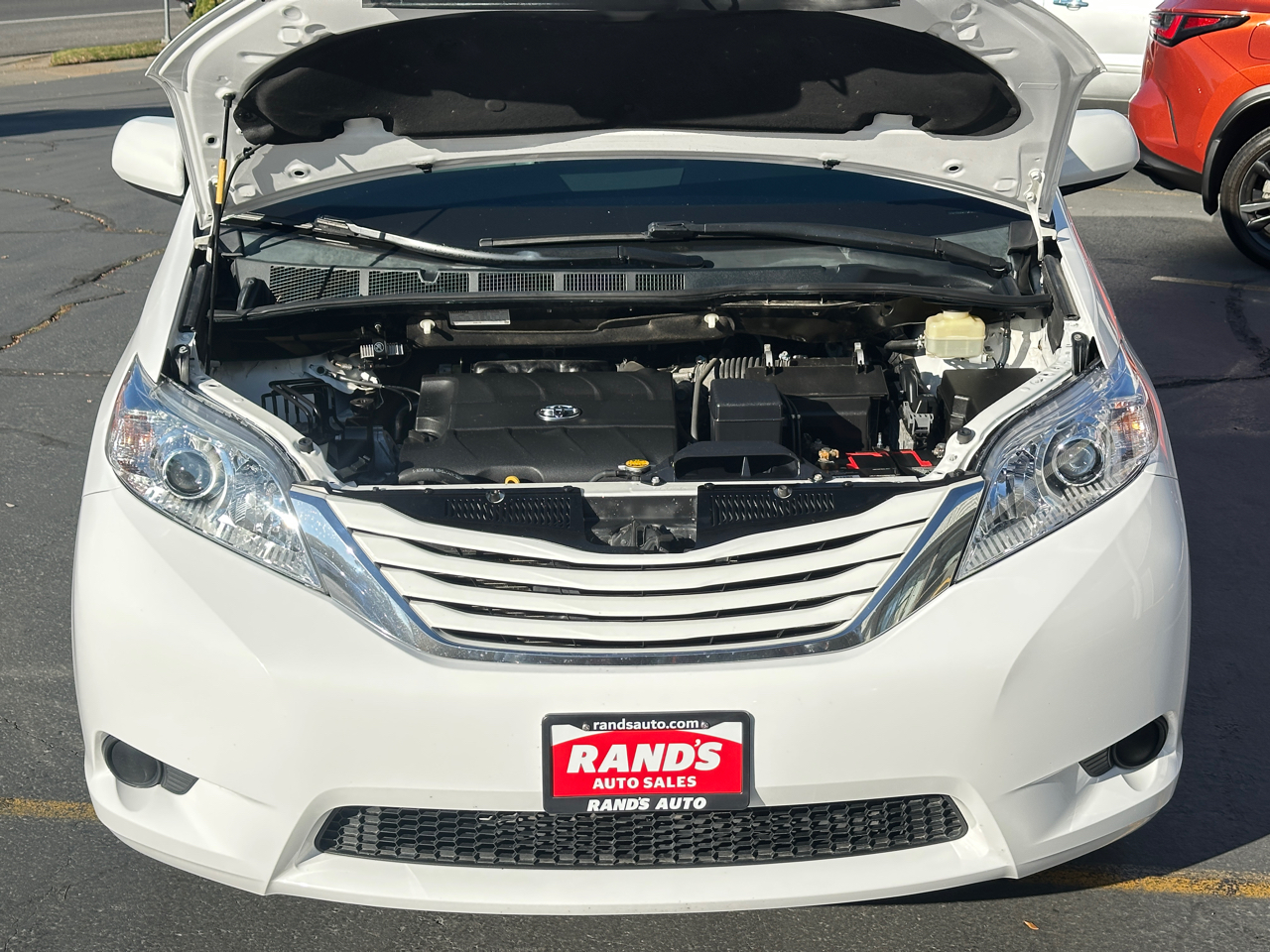 Toyota Sienna LE AWD 7-Passenger V6 2015