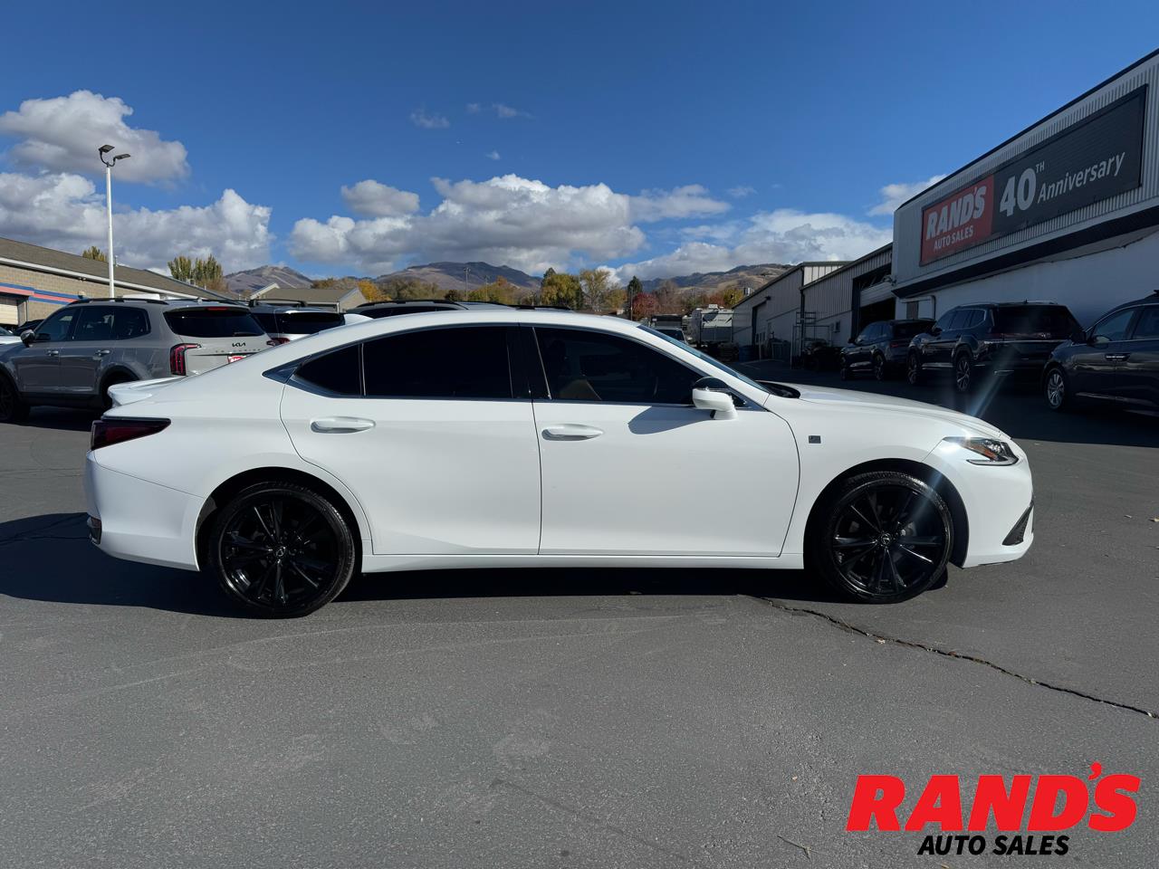 2023 Lexus ES 250 Luxury