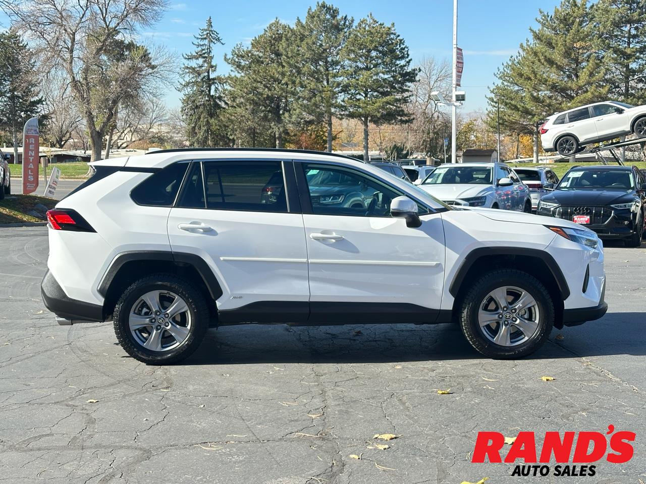 2024 Toyota RAV4 Hybrid LE