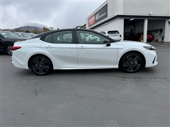 2025 Toyota Camry Hybrid 