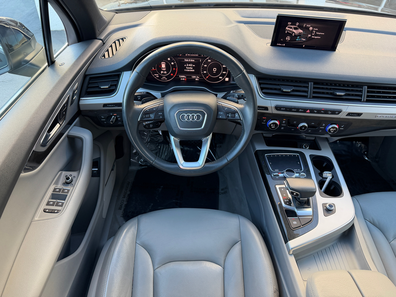 2019 Audi Q7 Premium Plus photo 2