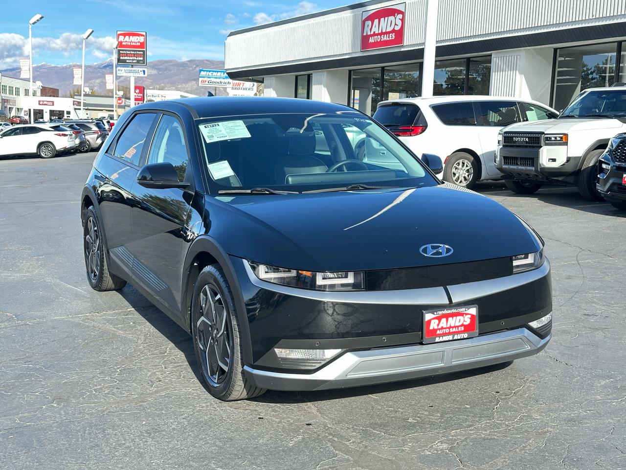 2023 Hyundai Ioniq 5 SEL photo 2