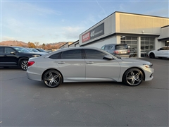 2022 Honda Accord Hybrid 