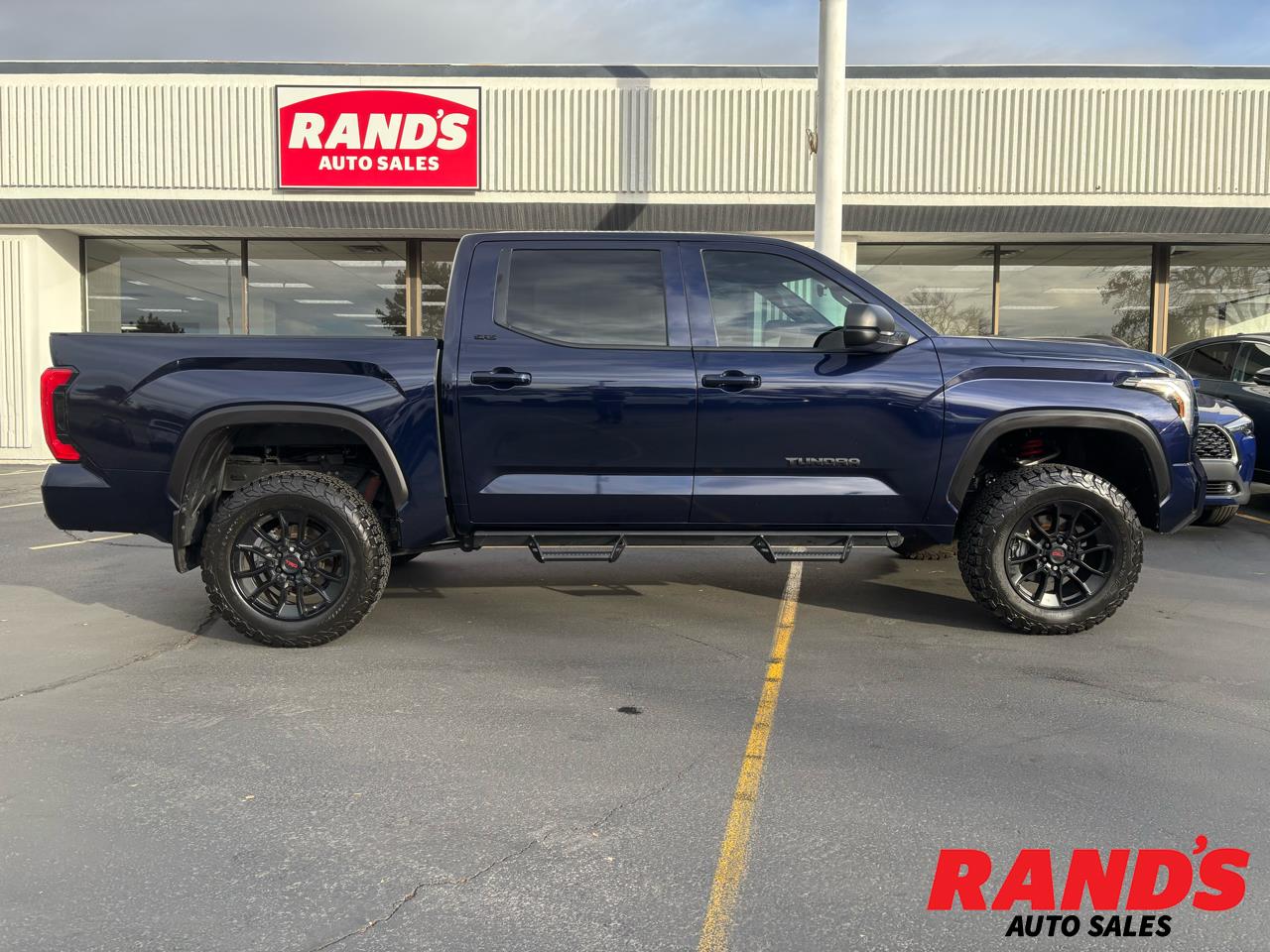 2025 Toyota Tundra SR5 CrewMax 4WD