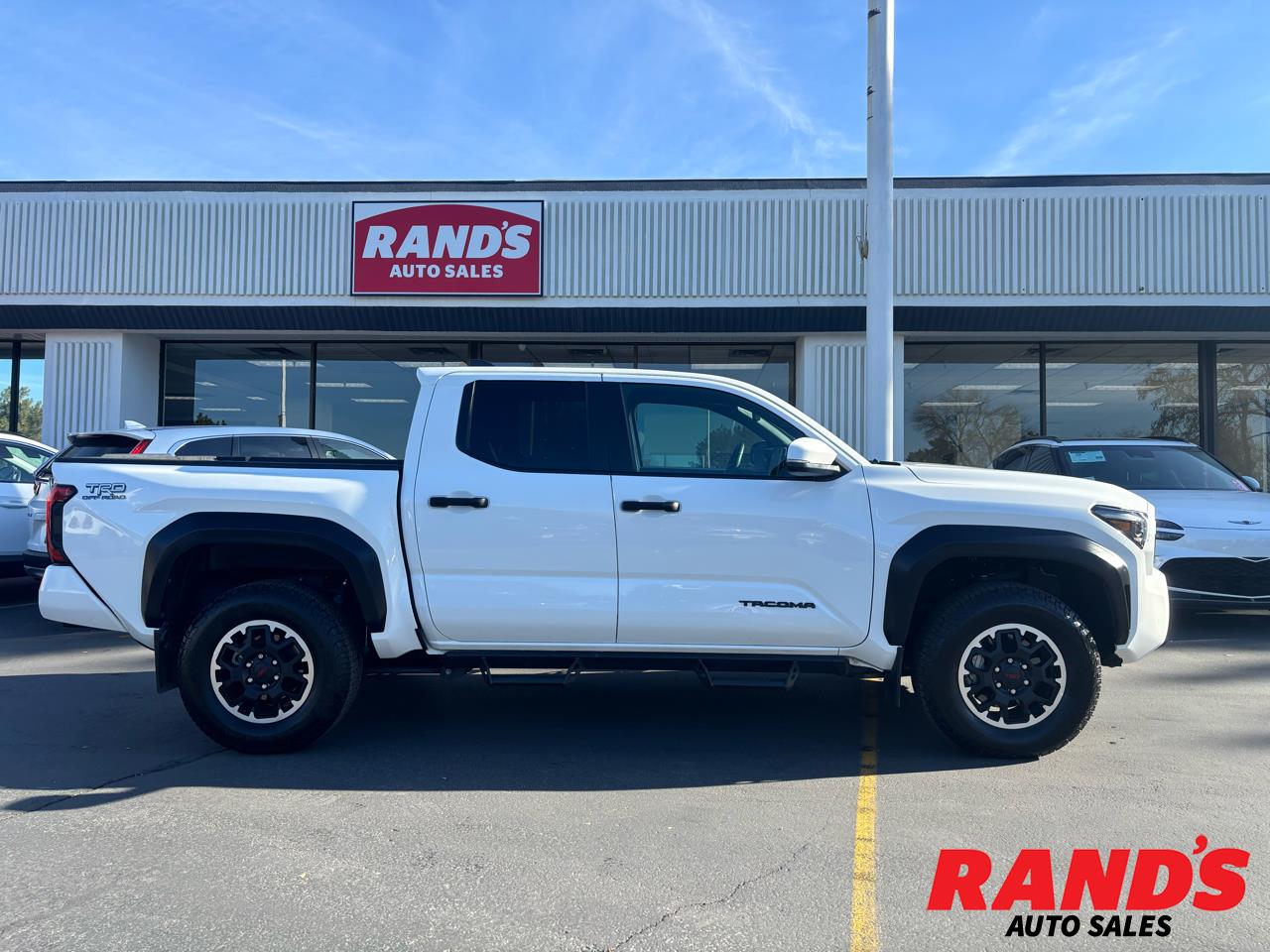 2024 Toyota Tacoma TRD Off Road Double Cab 5' Bed V6 4x4 AT (Natl)