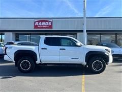 2024 Toyota Tacoma 