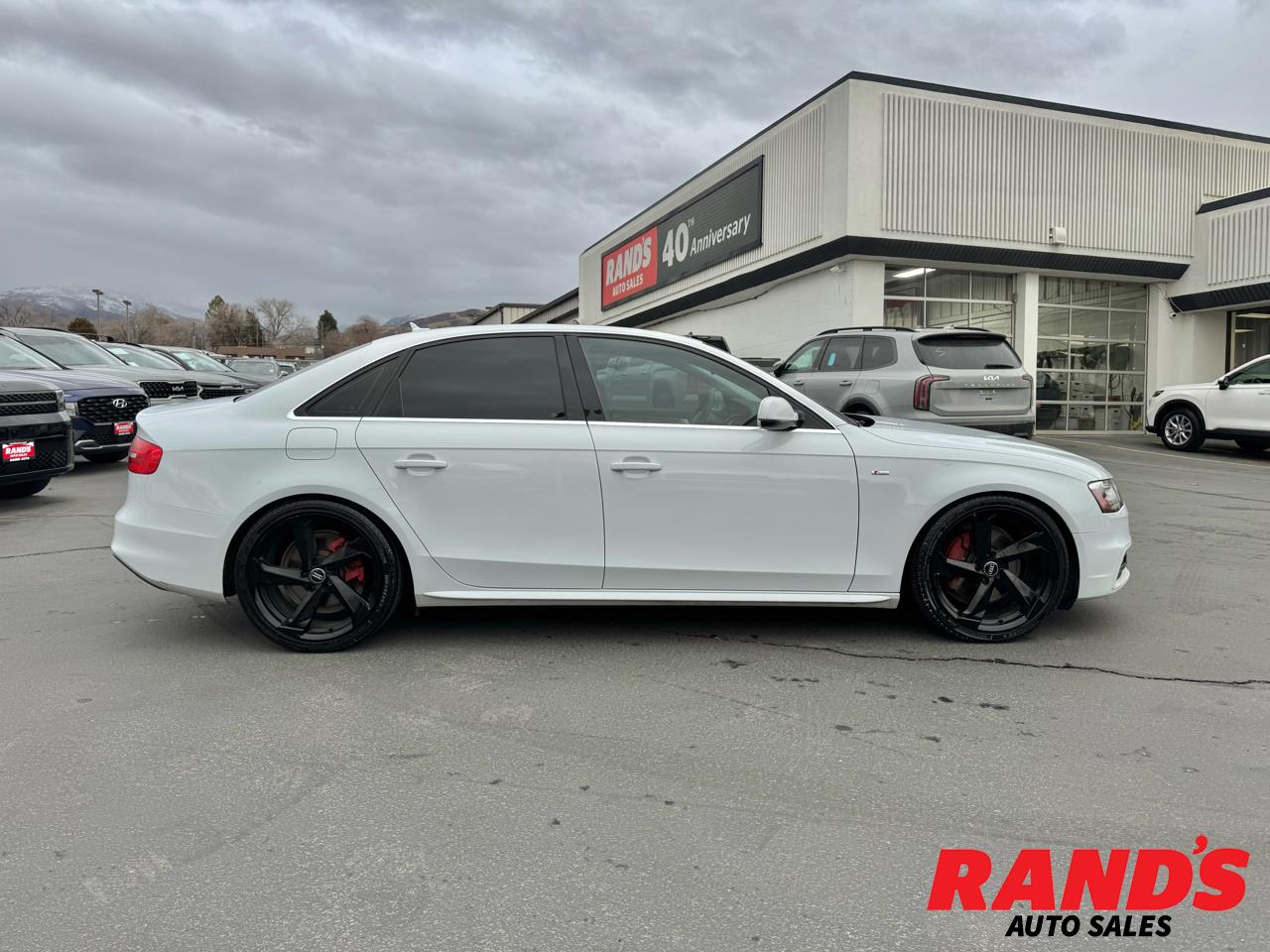 2016 Audi A4 2.0T Premium Plus quattro Sedan AWD 8A