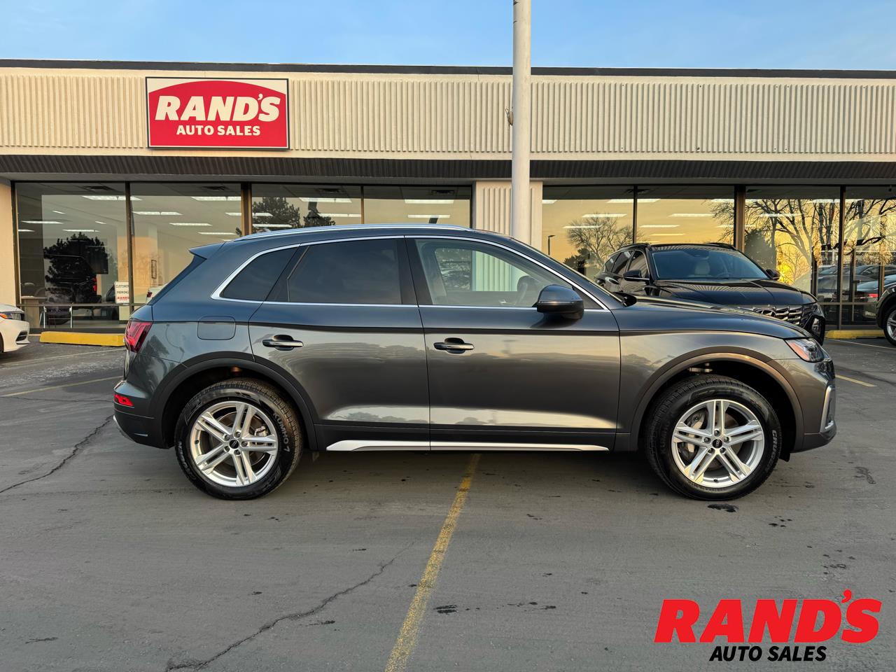 2024 Audi Q5 e Premium Plus