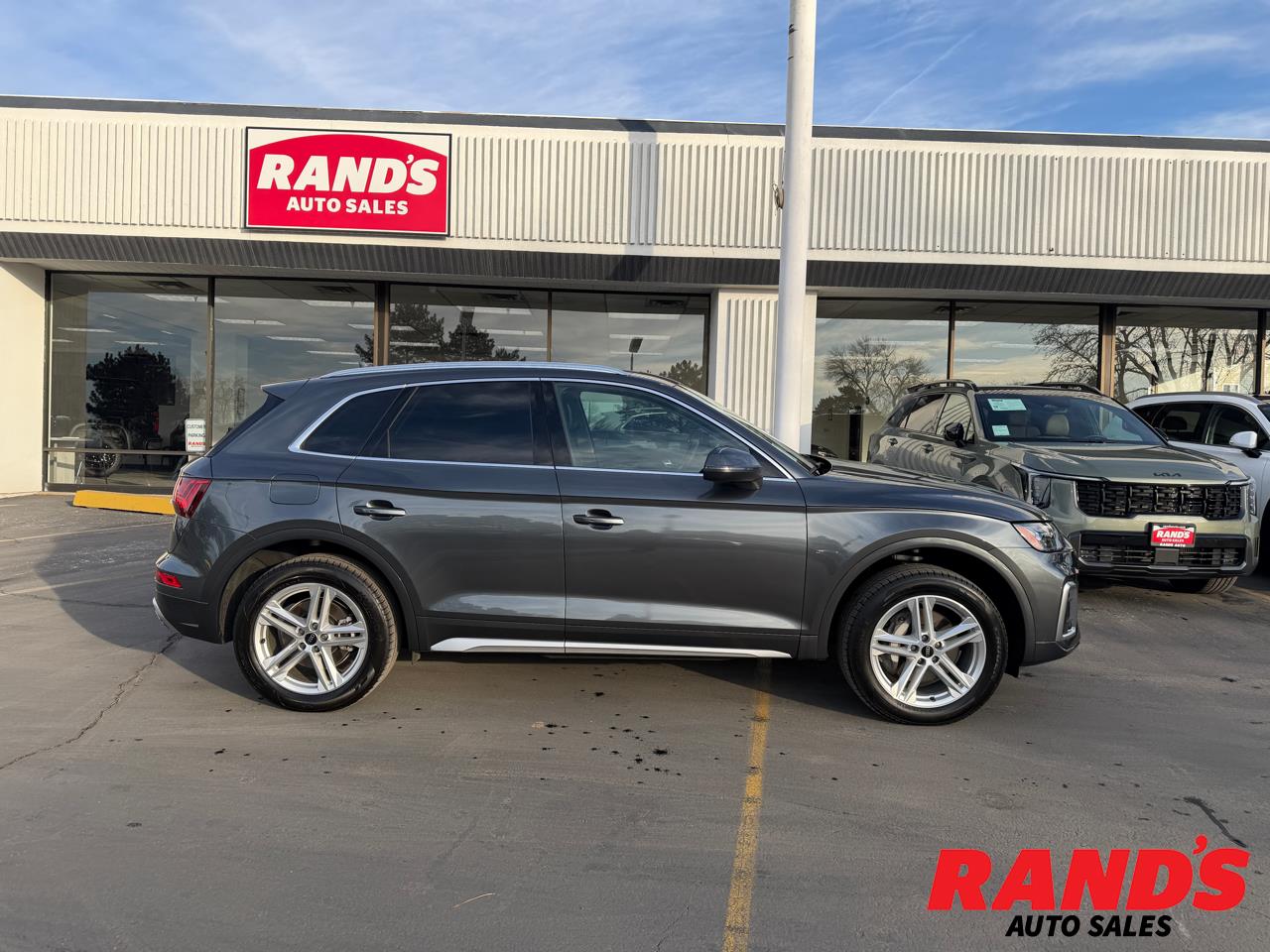 2024 Audi Q5 e Premium Plus