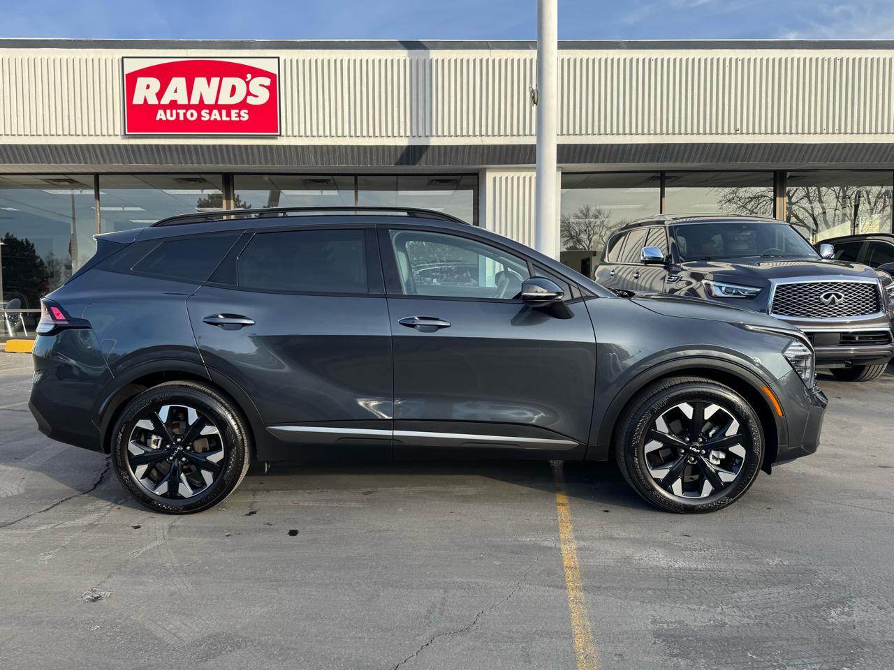 View vehicle photo 2