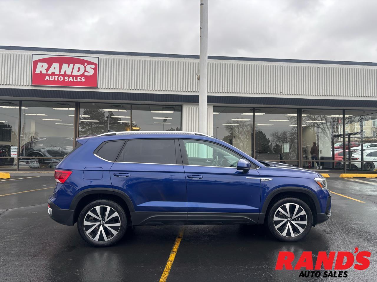 2022 Volkswagen Taos SE 4Motion