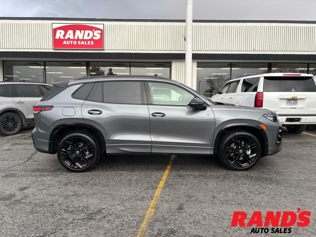 2025 Volkswagen Tiguan SE R-Line Black 4MOTION