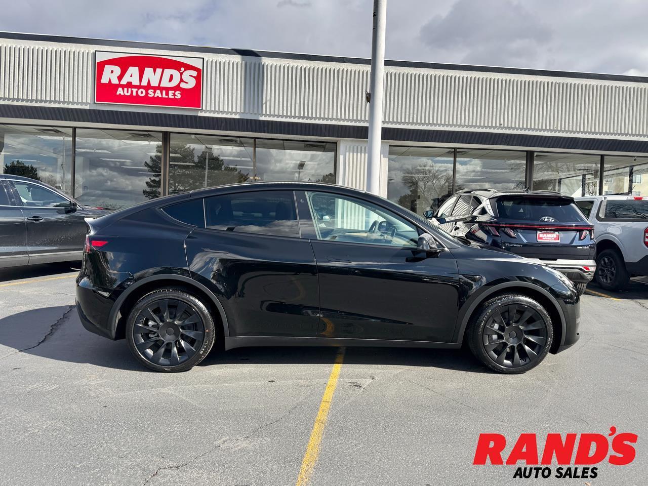 2023 Tesla Model Y Long Range