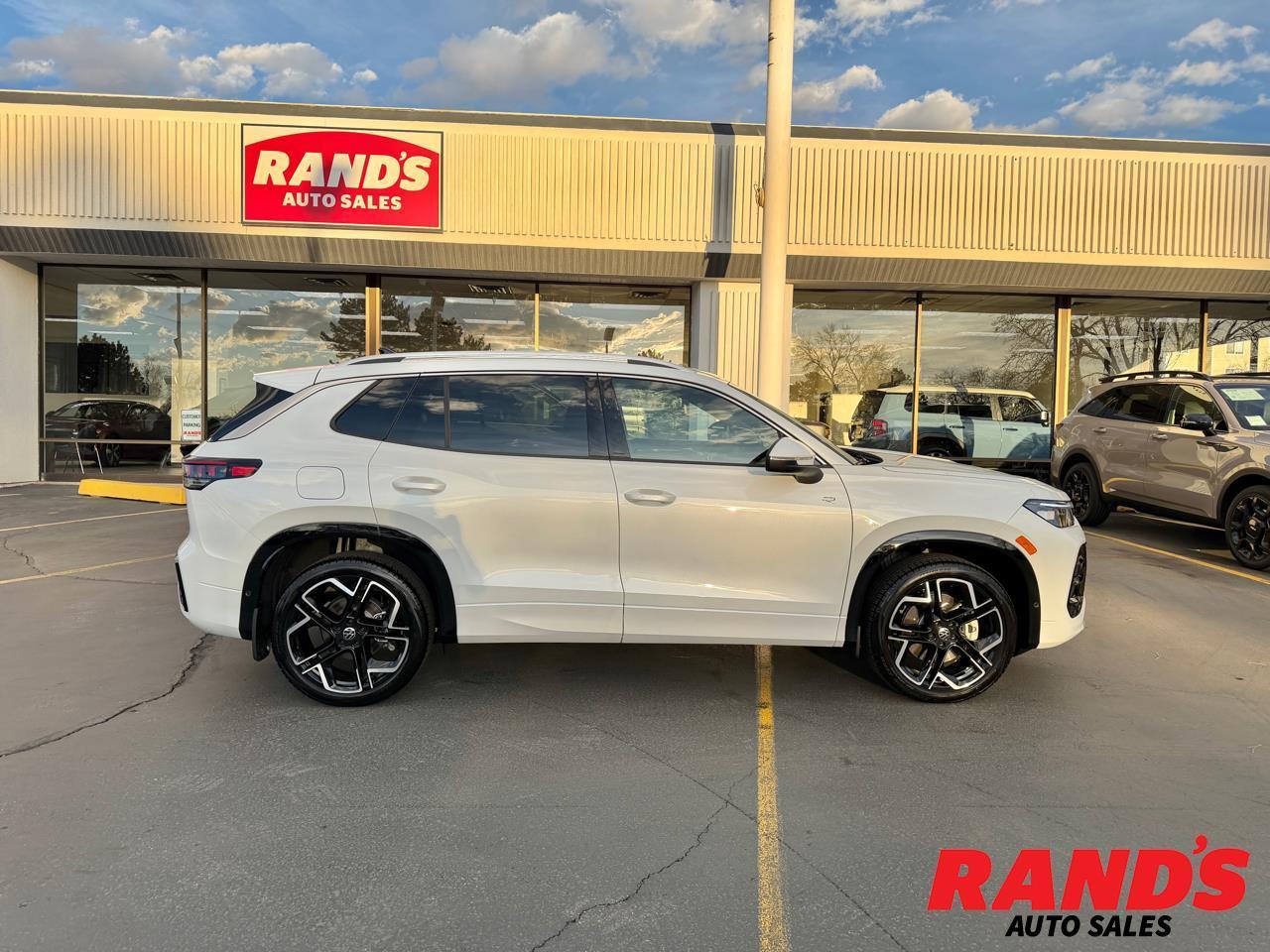 2025 Volkswagen Tiguan SEL R-Line Black 4MOTION