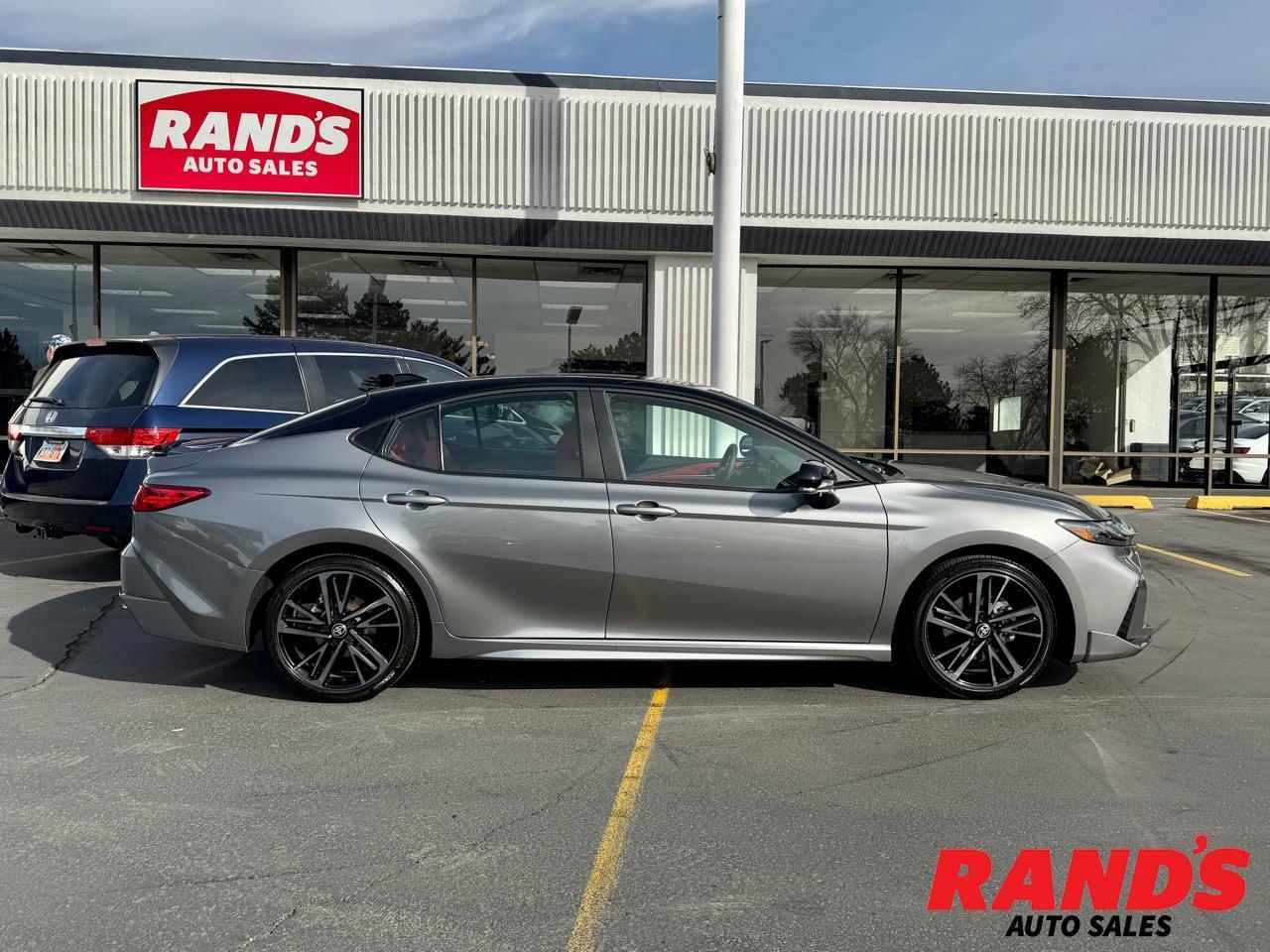 2025 Toyota Camry Hybrid XSE