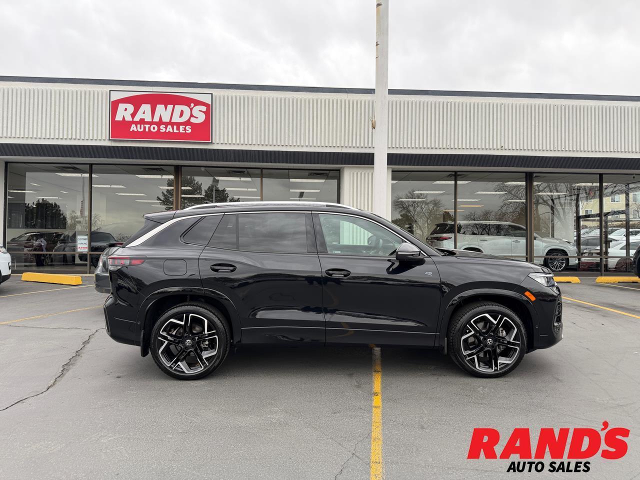 2025 Volkswagen Tiguan SEL R-Line Black 4MOTION