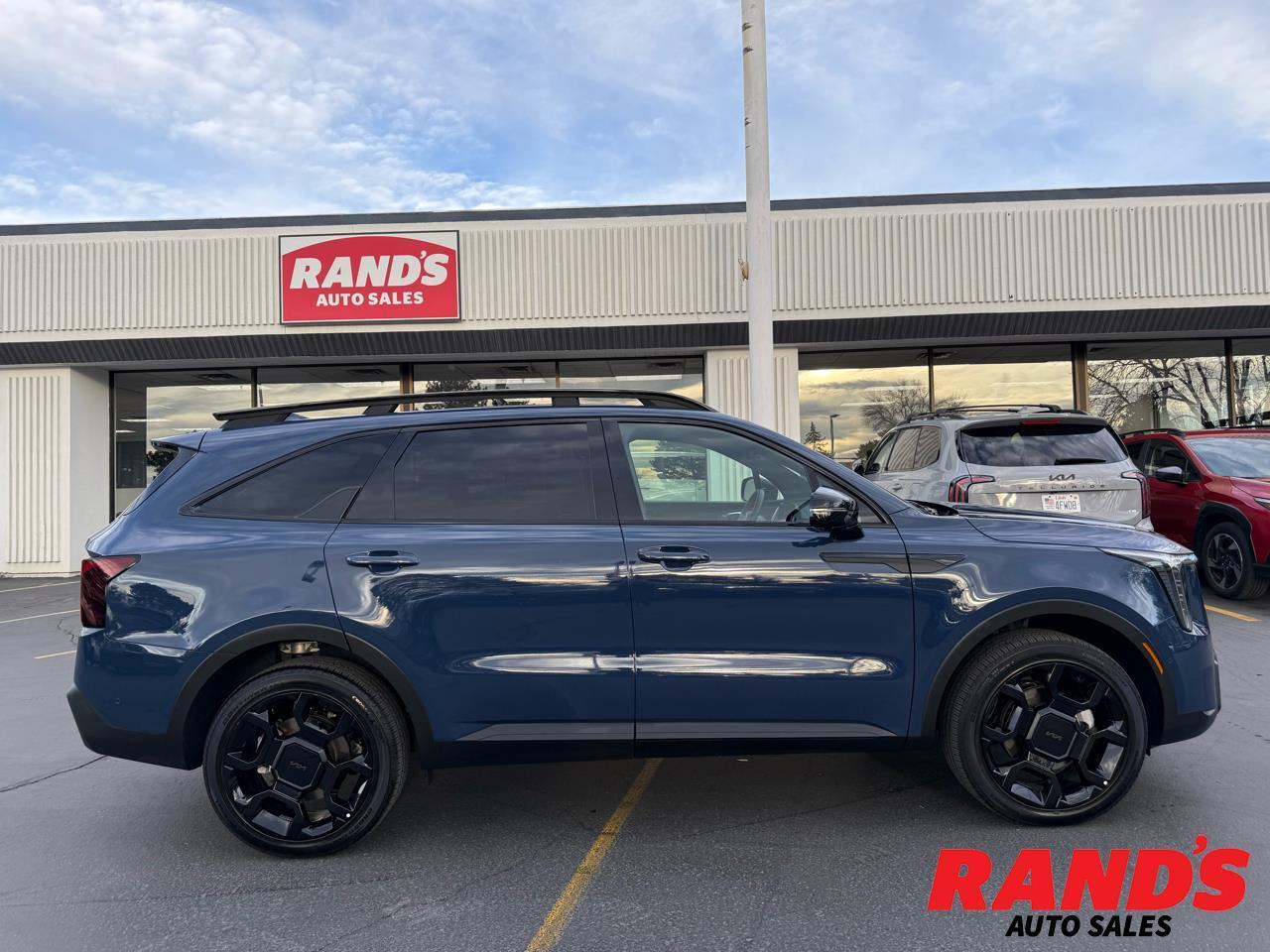 2025 Kia Sorento SX Prestige X-Line 4D SUV AWD