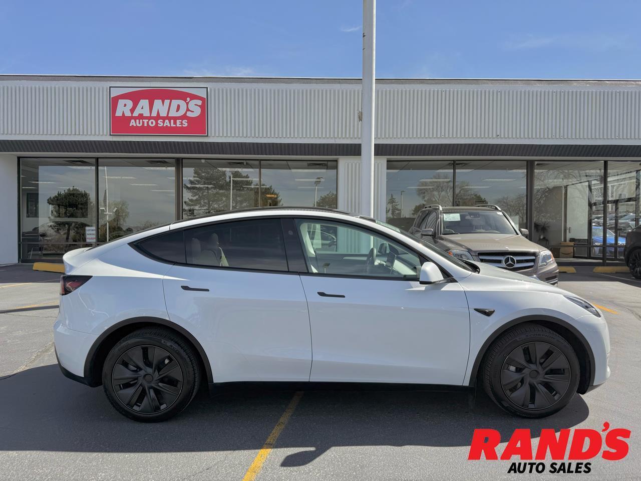 2025 Tesla Model Y Long Range
