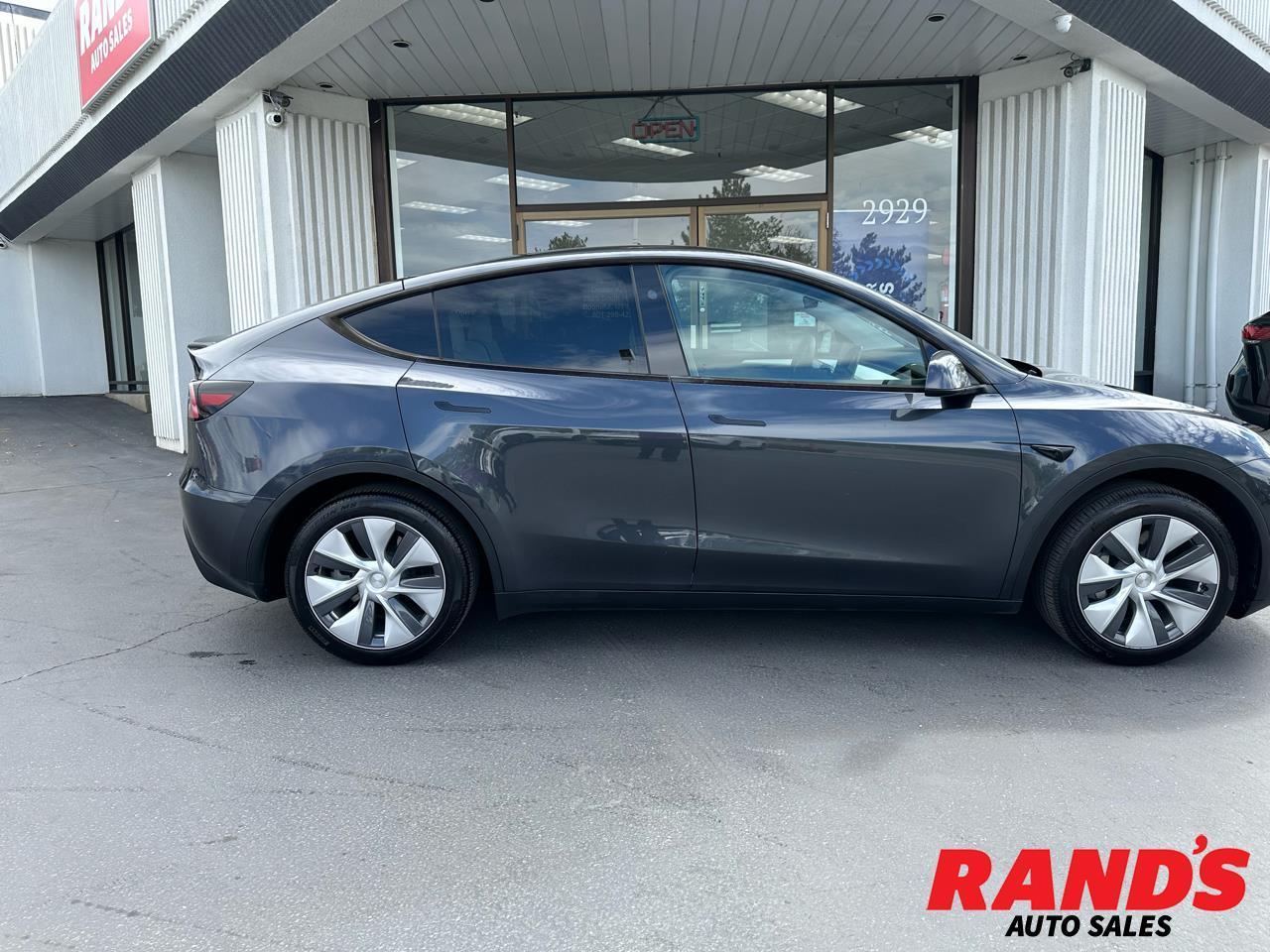 2024 Tesla Model Y Long Range AWD