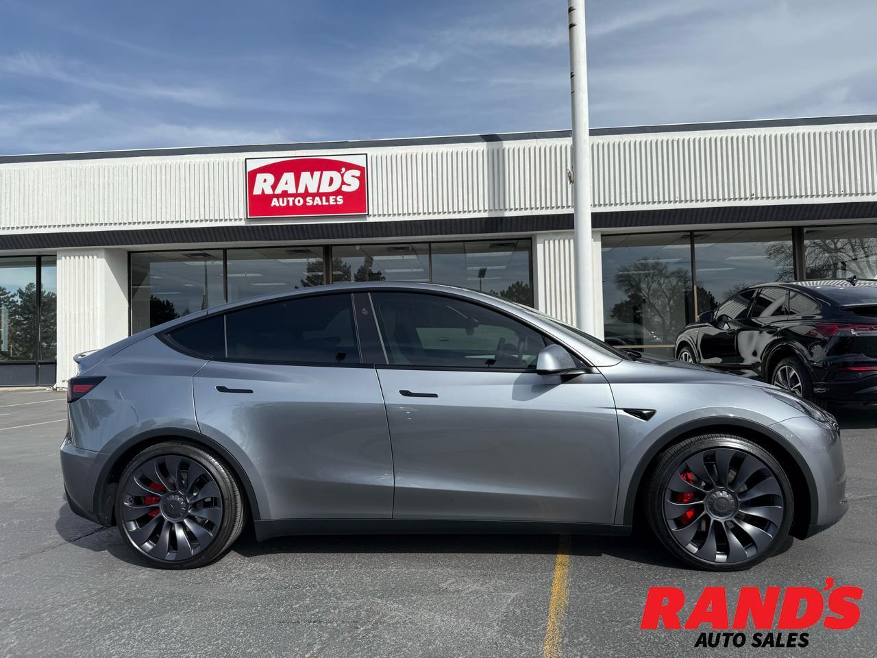 2024 Tesla Model Y Performance