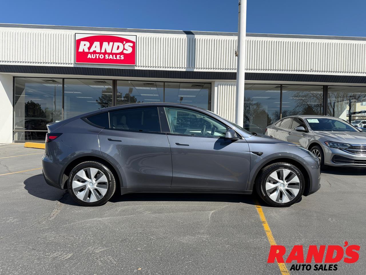 2023 Tesla Model Y Long Range