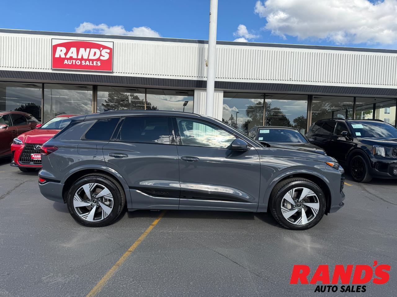 2025 Audi Q6 e-tron e-tron Premium Plus quattro