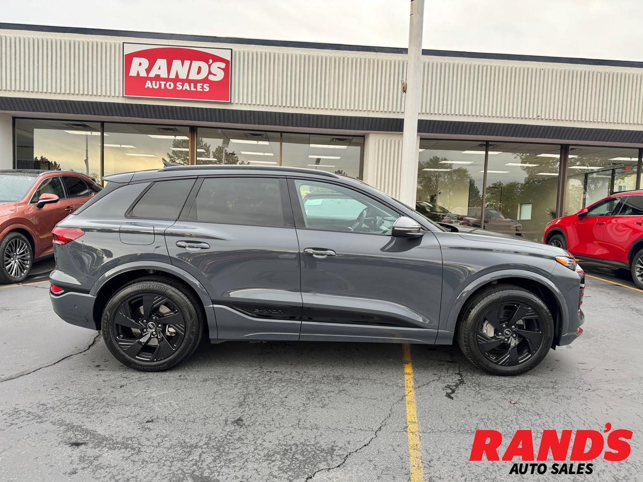 2025 Audi Q6 e-tron e-tron Premium Plus quattro