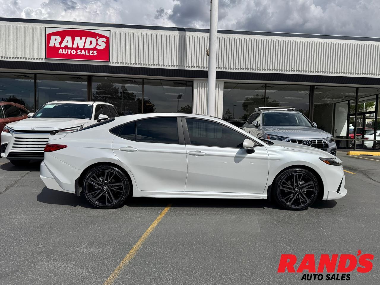2025 Toyota Camry Hybrid XSE