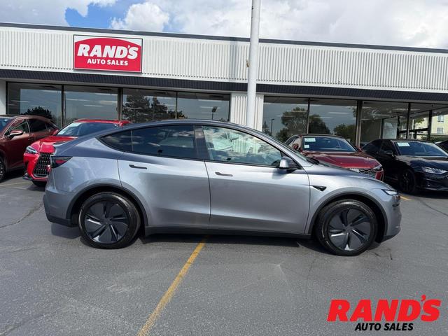 Gray 2026 Tesla Model Y Long Range AWD SUV / Crossover All-Wheel Drive Automatic