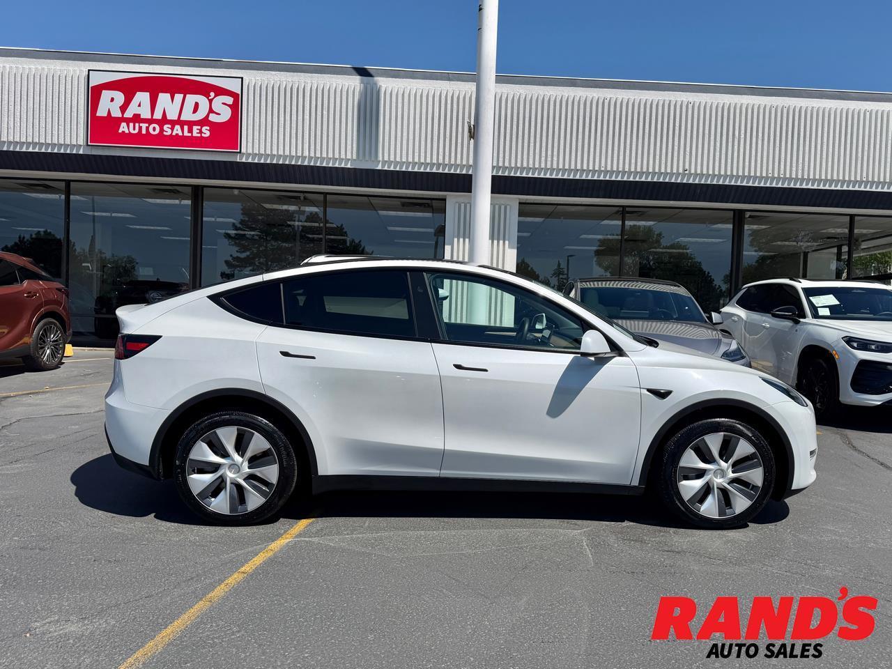 2024 Tesla Model Y Long Range
