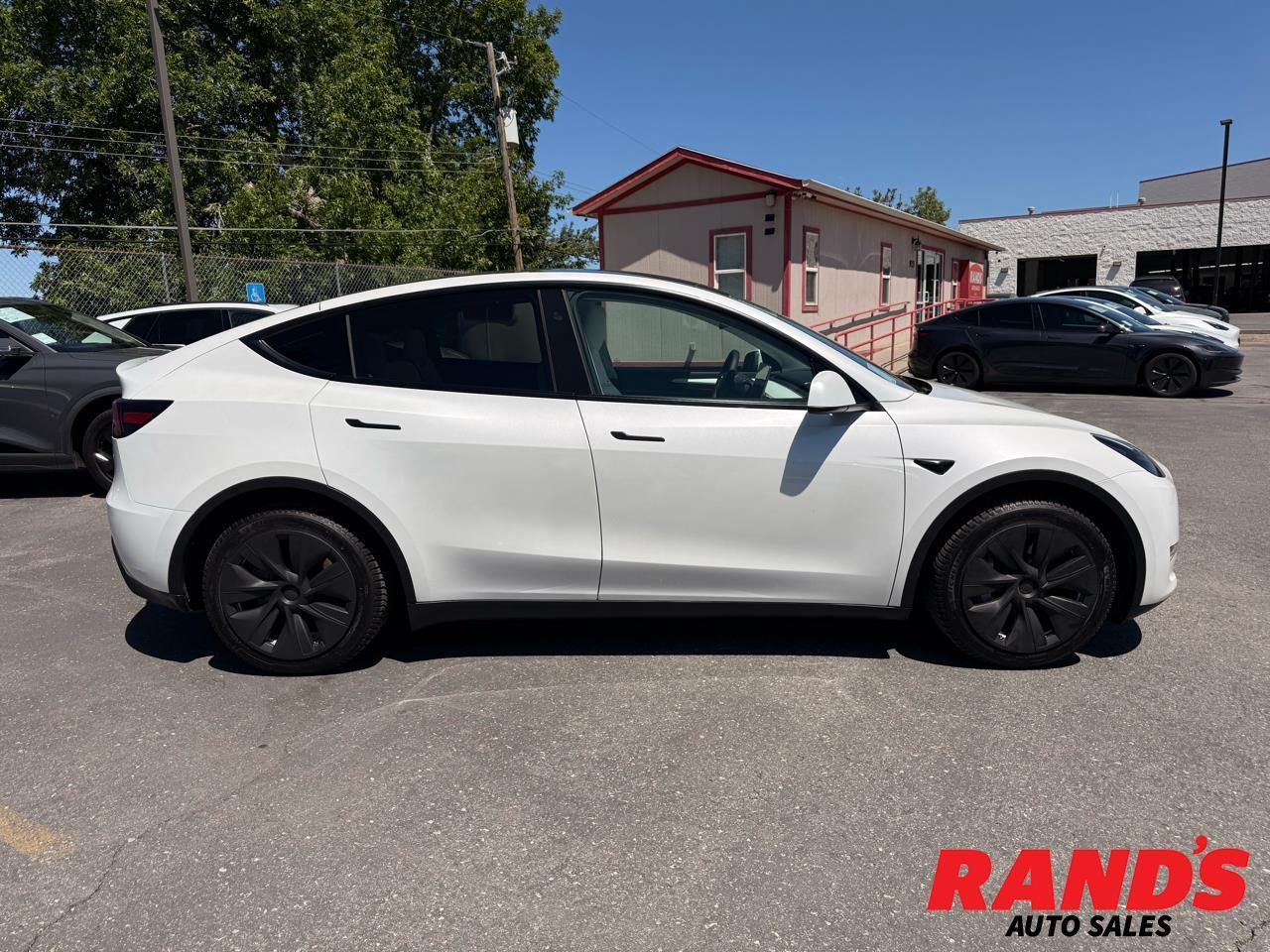 2023 Tesla Model Y Long Range