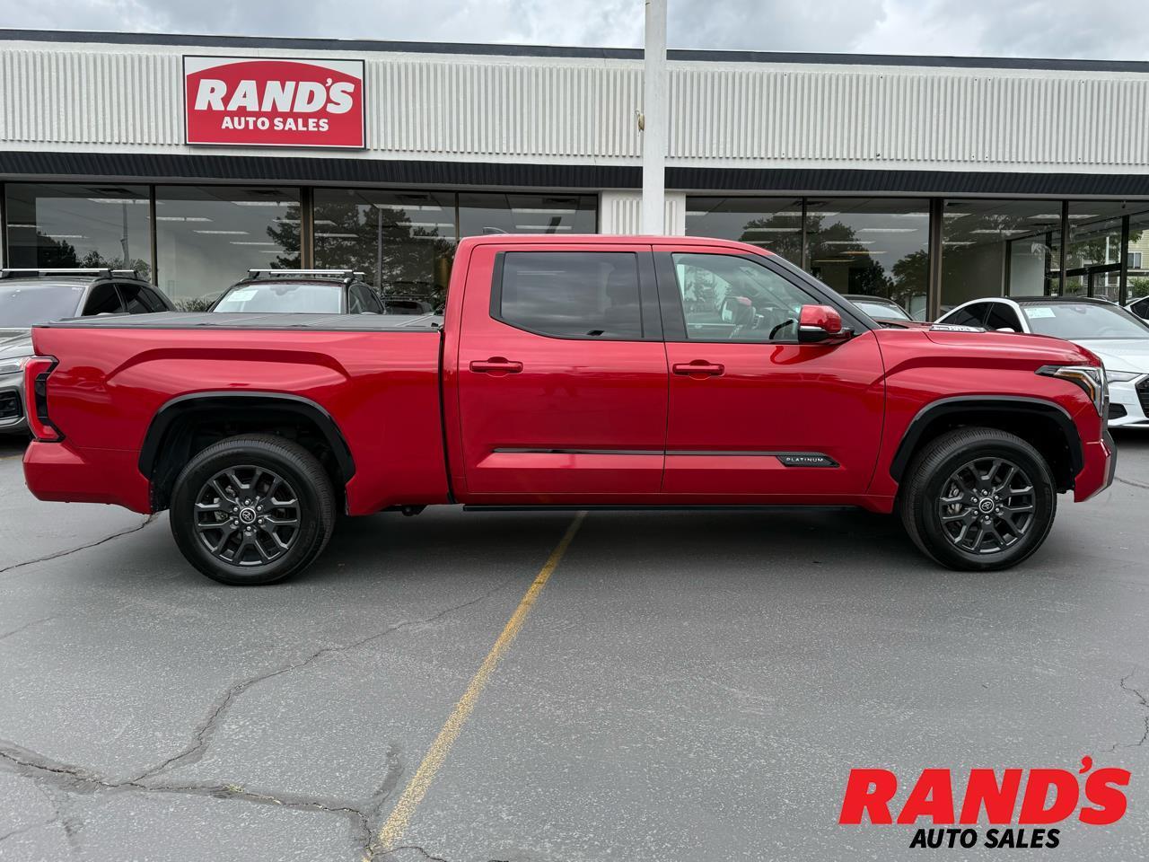 2022 Toyota Tundra Platinum CrewMax 4WD Long Bed Hybrid