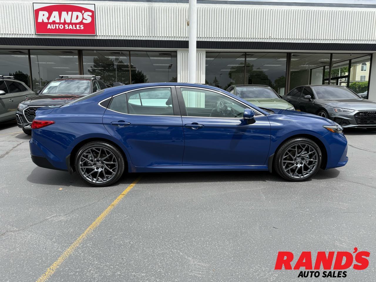 2025 Toyota Camry Hybrid XLE AWD PREMIUM