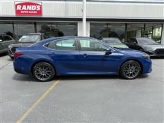 2025 Toyota Camry Hybrid 