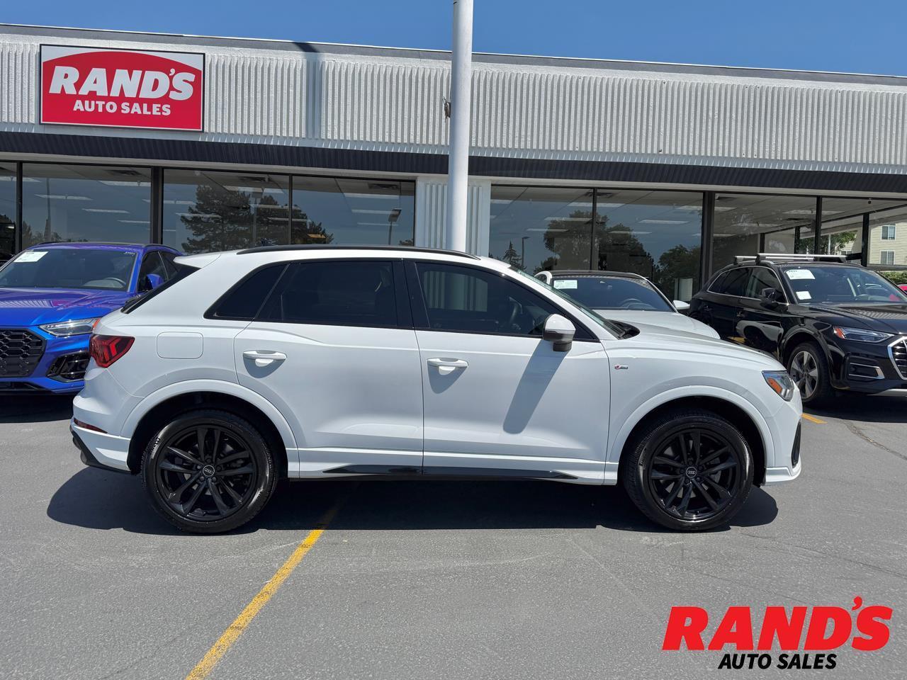 2022 Audi Q3 S line Premium Plus quattro
