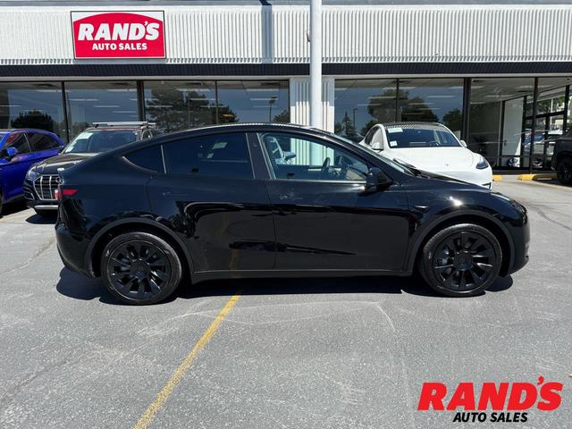 Black 2023 Tesla Model Y Long Range AWD SUV / Crossover All-Wheel Drive Automatic