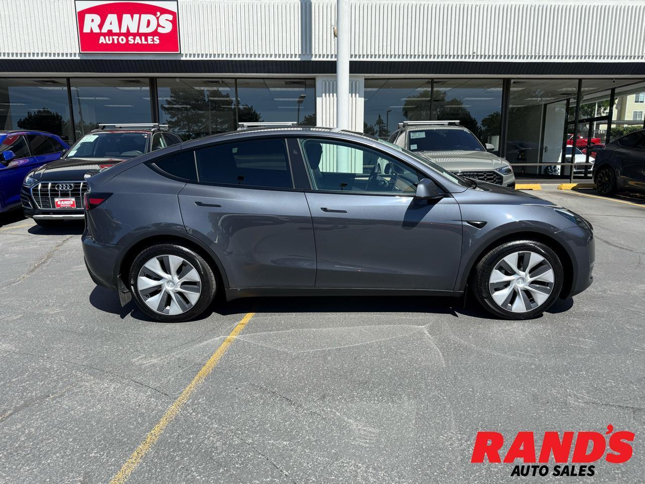2023 Tesla Model Y Long Range