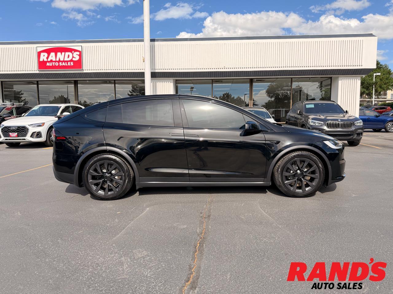 2022 Tesla Model X Base