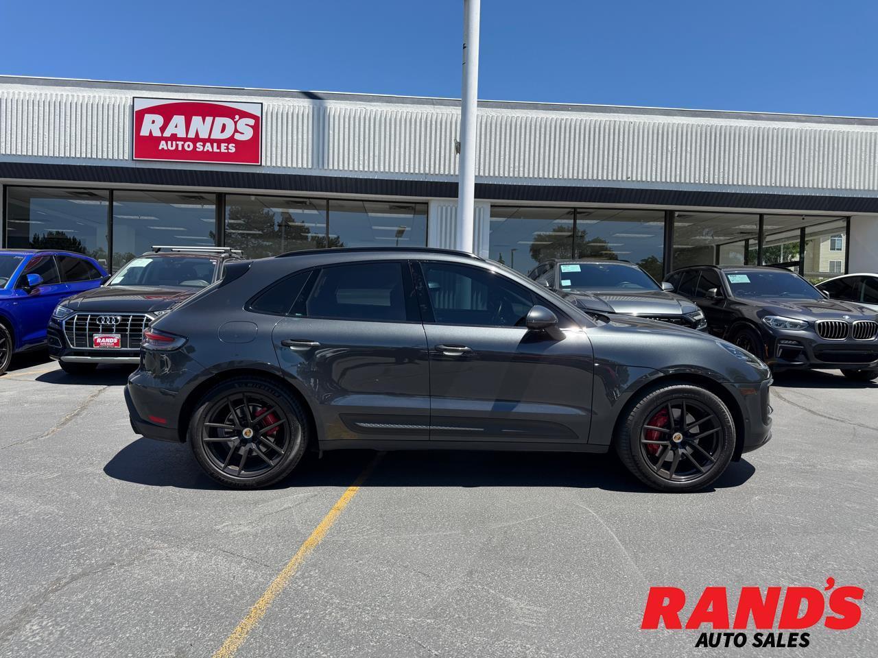 2022 Porsche Macan S